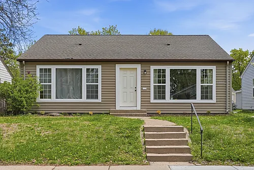 3838 Regent Ave N #3838 Photo 1