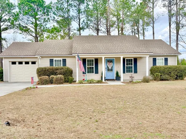 513 Spanish Moss Ln, Adel, GA 31620