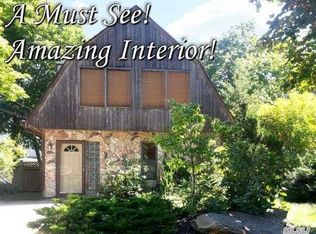 11 Queen Rd, Rocky Point, NY 11778