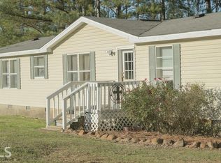 1736 Upper Cove Rd, Woodbury, GA 30293