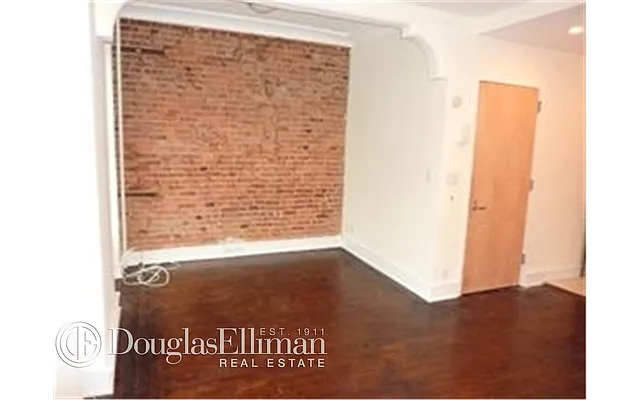 Rented by Douglas Elliman | media 14