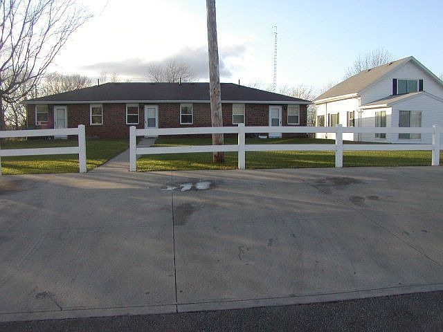 2nd image of 105 2nd St #(2nd)