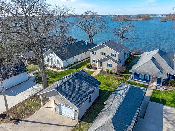 5th image of 2910 Country Club Dr E