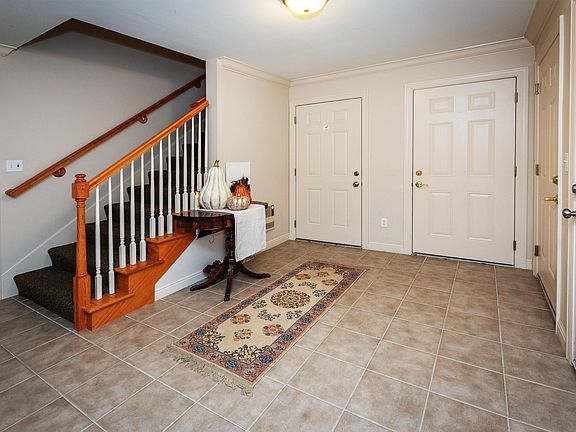 3rd image of 715 Windberry Ct
