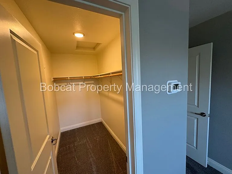 1288 Handelin Rd — Photo 16