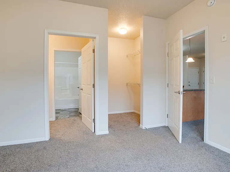Boulder Ridge Apartments — Photo 6