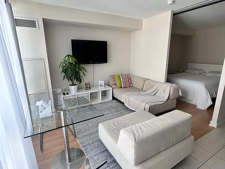 11 Brunel Ct E #5009 — Photo 6