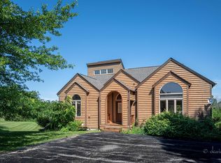 2 Partridge Ct, Galena, IL 61036