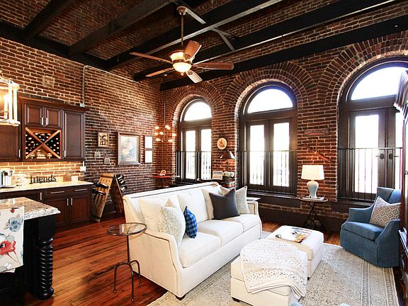 3rd image of 122 S Gay St APT 403