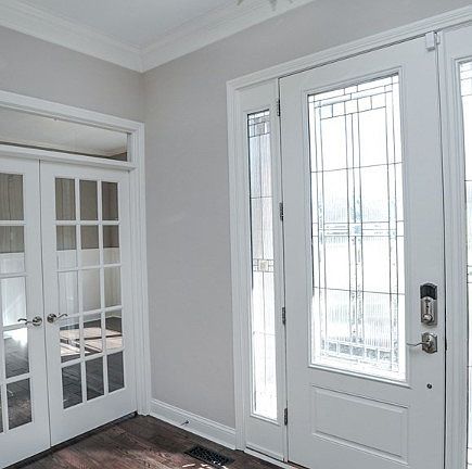 4th image of 5342 Woodview Way