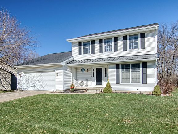 2nd image of 4705 Bluegrass Dr SE