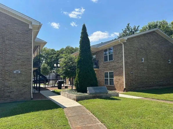 240 Breckenridge Ln, Louisville, KY