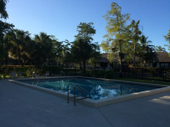 736 NW 47th St, Pompano Beach, FL 33064
