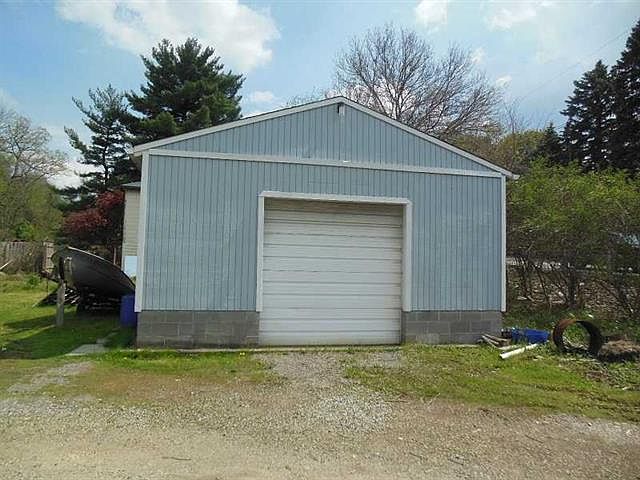 2nd image of 7900 Saltsburg Rd
