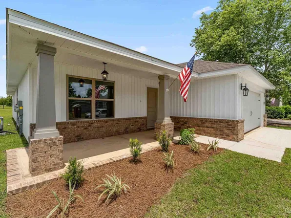 9568 Permenter Rd, Milton, FL 32583