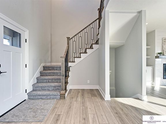 3rd image of 4827 N 183rd St