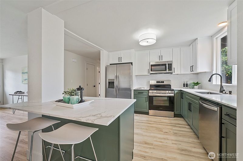 4th image of 14014 43rd Avenue S