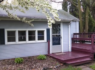 122 Ems R2 Ln, Pierceton, IN 46562