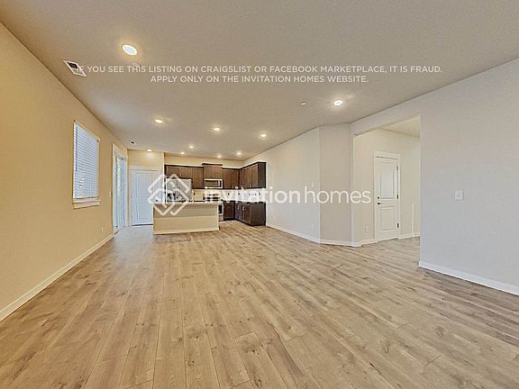 4th image of 20900 77th St E