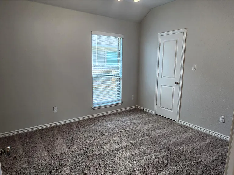 408 Los Olives Ln — Photo 26