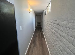 1233 E Mission Ln, Phoenix, AZ 85020