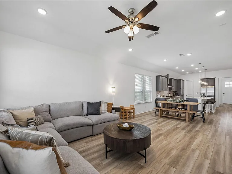 551 Ruby Bend Ln — Photo 6