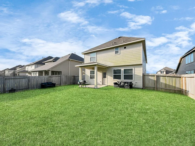 6302 Prince Place Dr — Photo 38