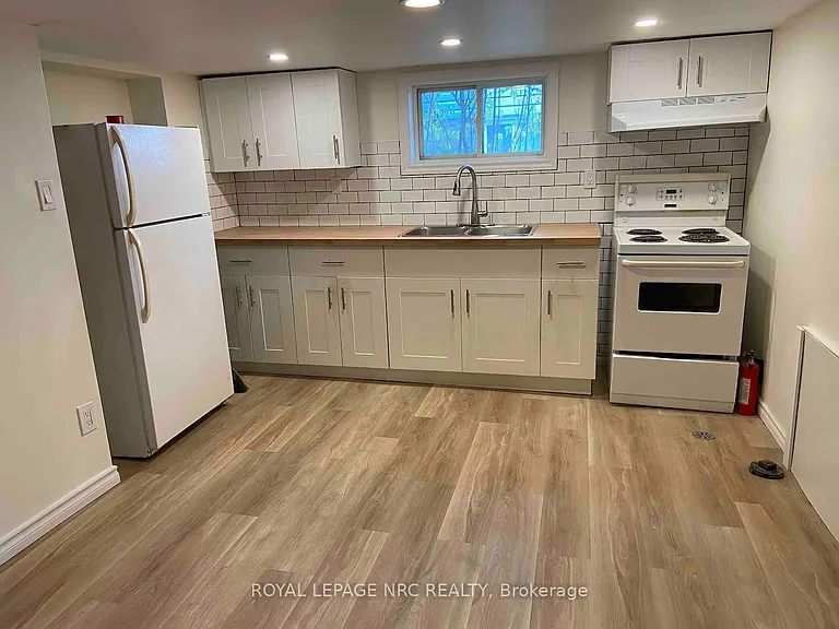 5715 Highland Ave #LOWER — Photo 5
