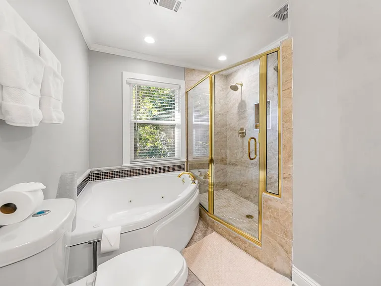 455 Cove Dr NE — Photo 37
