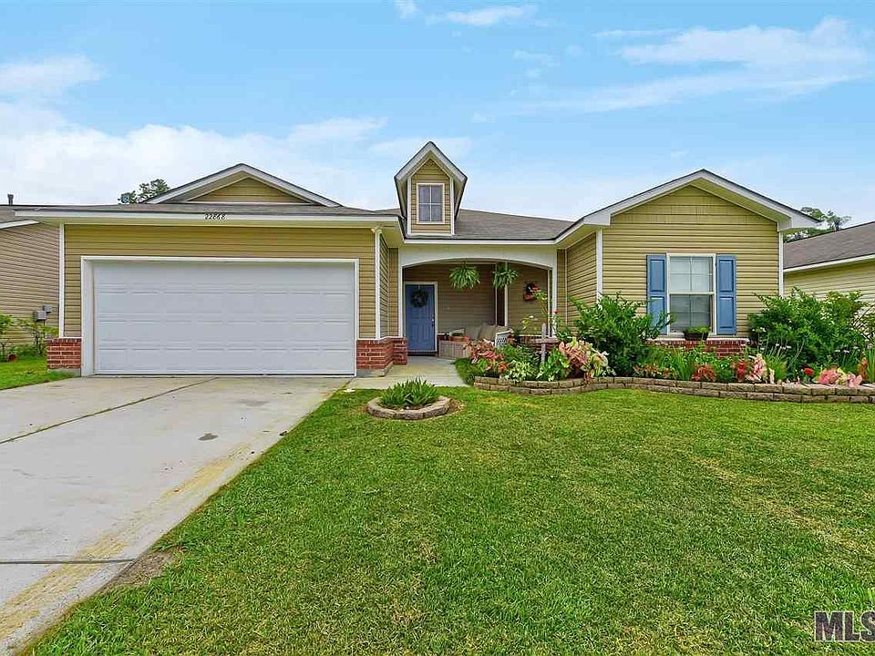 1st image of 22868 Lafourche Ln