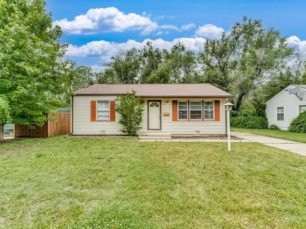 2427 S Everett St, Wichita, KS 67217