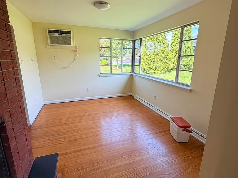 4022 W Chester Pike — Photo 4
