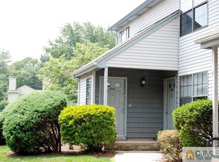 1301 Woodbridge Commons Way, Iselin, NJ 08830