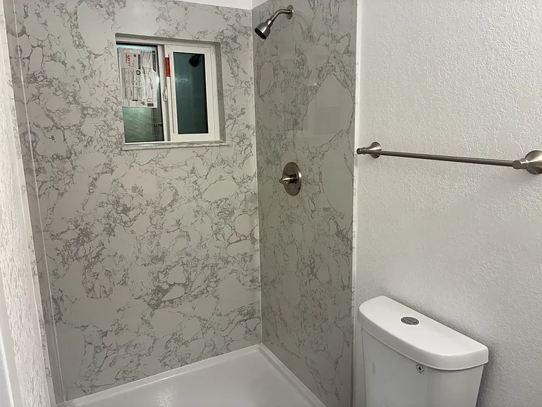 430 S Washington St — Photo 10