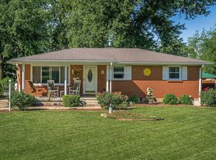 5608 Nally Ct, Louisville, KY 40216