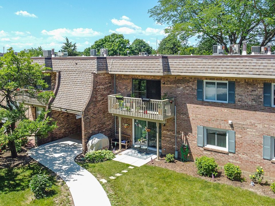 1st image of 6S110 Park Meadow Dr APT 9D
