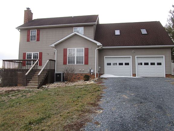 2nd image of 135 Dillon Ct