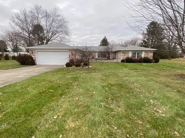 5310 David Dr, Tipp City, OH 45371
