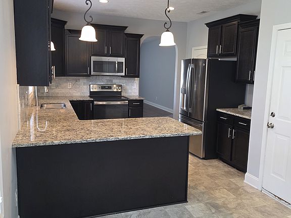 5th image of 4016 Stretton Ave