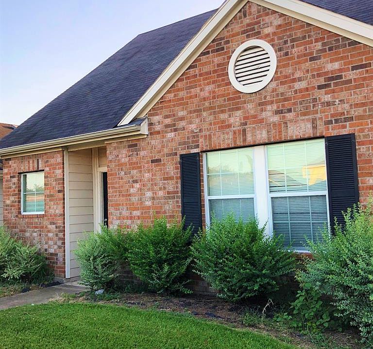 1st image of 20504 Patriot Park Ln