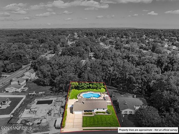 4th image of 443 W Lake Avenue