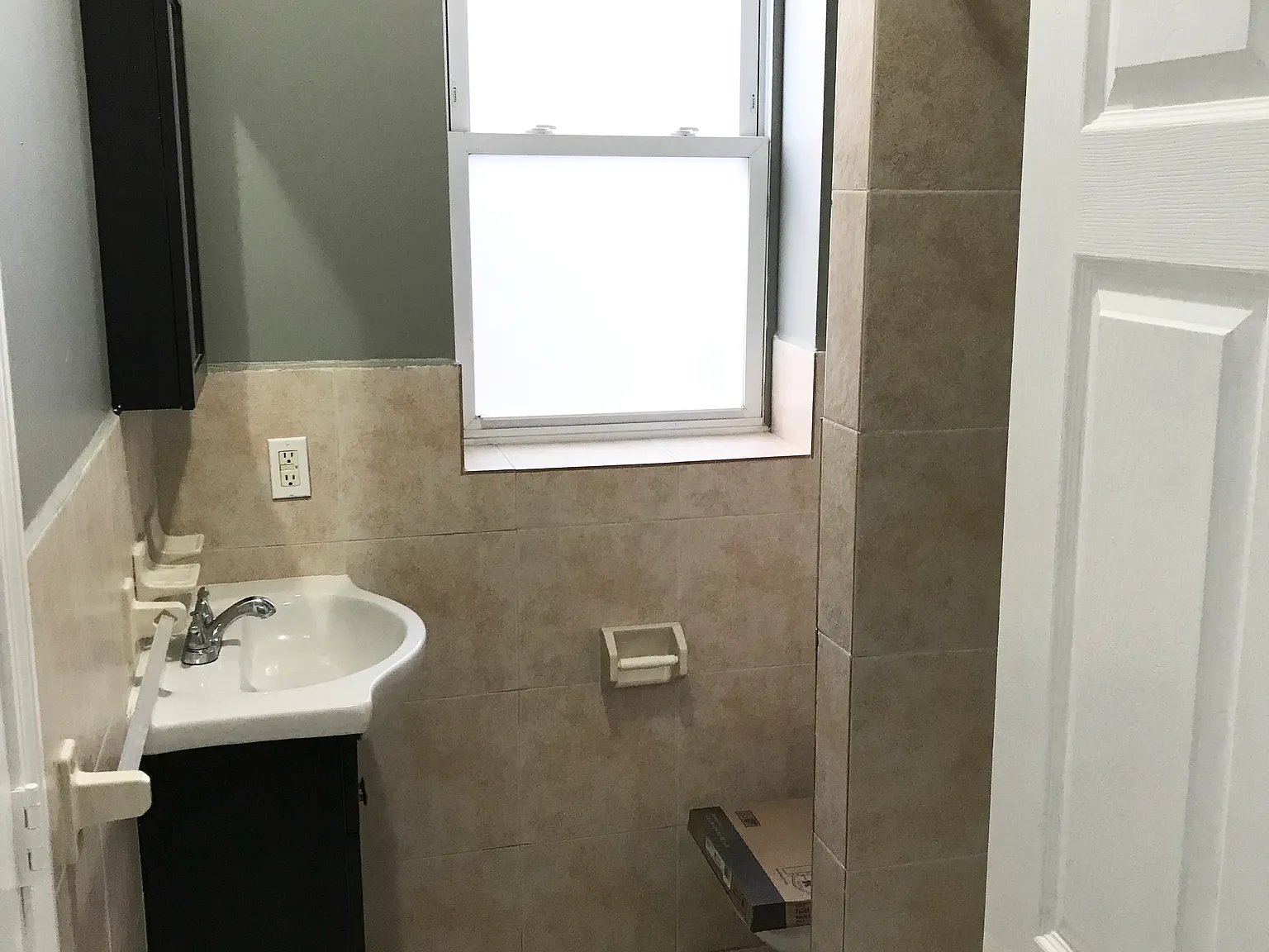 2 bed, $1,795 — Photo 4