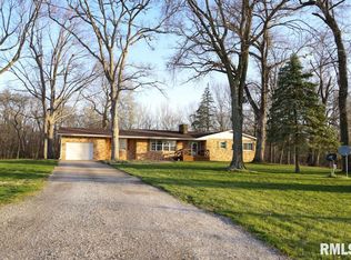 1658 Wolf Rd, Chapin, IL 62628