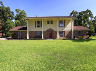 2811 Loganberry Cir, Seabrook, TX 77586