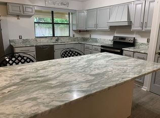 1335 River Bluff Rd N, Jacksonville, FL 32211