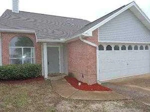 451 Bridgewater Ct, Mary Esther, FL 32569