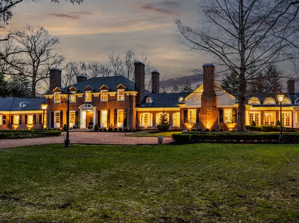 5715 Sunset Ln, Indianapolis, IN 46228