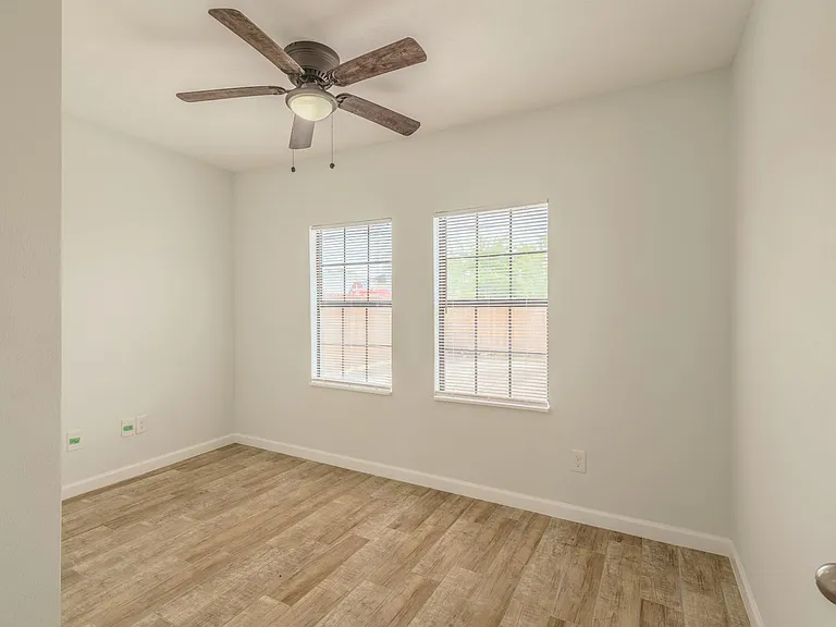 2319 Rosewood St #A — Photo 11
