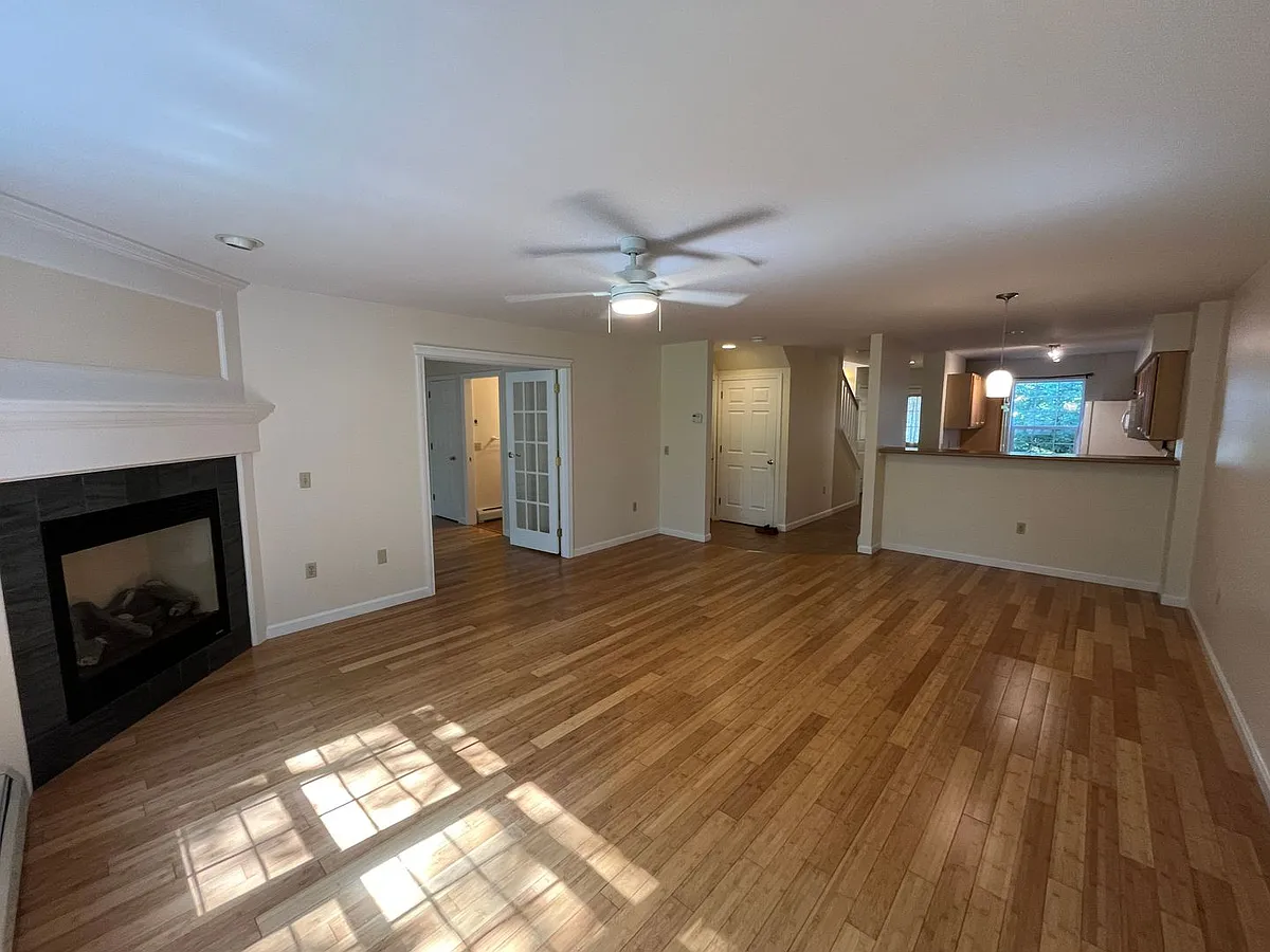 Building Photo - 58 Stonington Cir