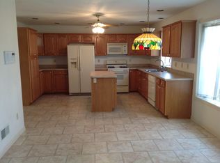 913 Randolph St, Des Moines, IA 50315